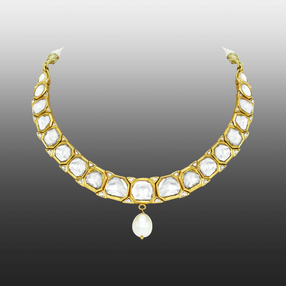 Polki Necklace with Gold Frame and Central Pearl Drop